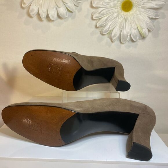 NWOB Stuart Weizmann Suede Pumps - Picture 5 of 5